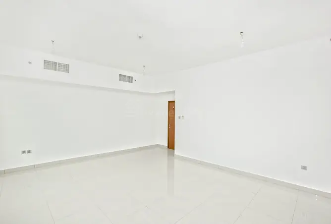 127020709 - Property Image 3