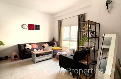 Apartment - Studio - 1 Bathroom for rent in Al Thamam 16 - Al Thamam - Remraam - Dubai Apartment - Studio - 1 Bathroom for rent in Al Thamam 16 - Al Thamam - Remraam - Dubai