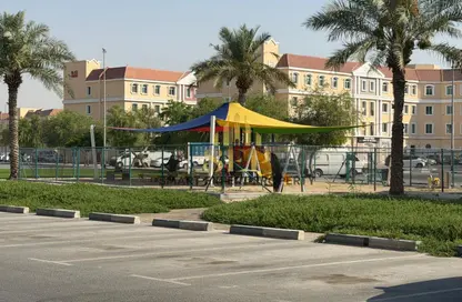 Apartment - 1 Bathroom for rent in Building T01 - Spain Cluster - International City - Dubai