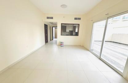 Apartment - 1 Bedroom - 2 Bathrooms for rent in Amna Building - International City Phase 2 - Al Warsan 4 - Al Warsan - Dubai Apartment - 1 Bedroom - 2 Bathrooms for rent in Amna Building - International City Phase 2 - Al Warsan 4 - Al Warsan - Dubai