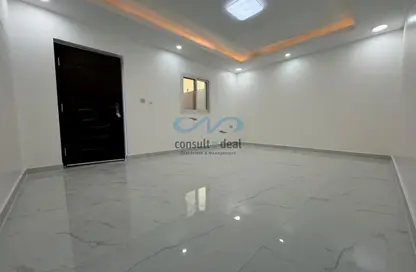 شقة - 2 غرف نوم - 2 حمامات للايجار في مركز محمد بن زايد - مدينة محمد بن زايد - أبوظبي