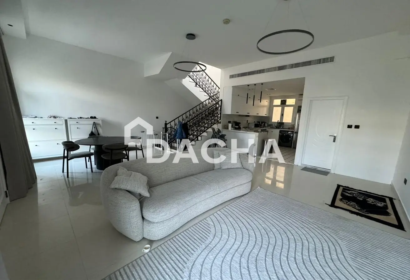 166521025 - Property Main Image