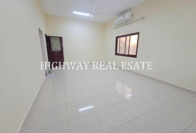 120674689 - Property Image 3