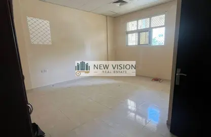 شقة - غرفة نوم - 1 حمام للايجار في بناية البطينة 9 - البطينة - الشارقة