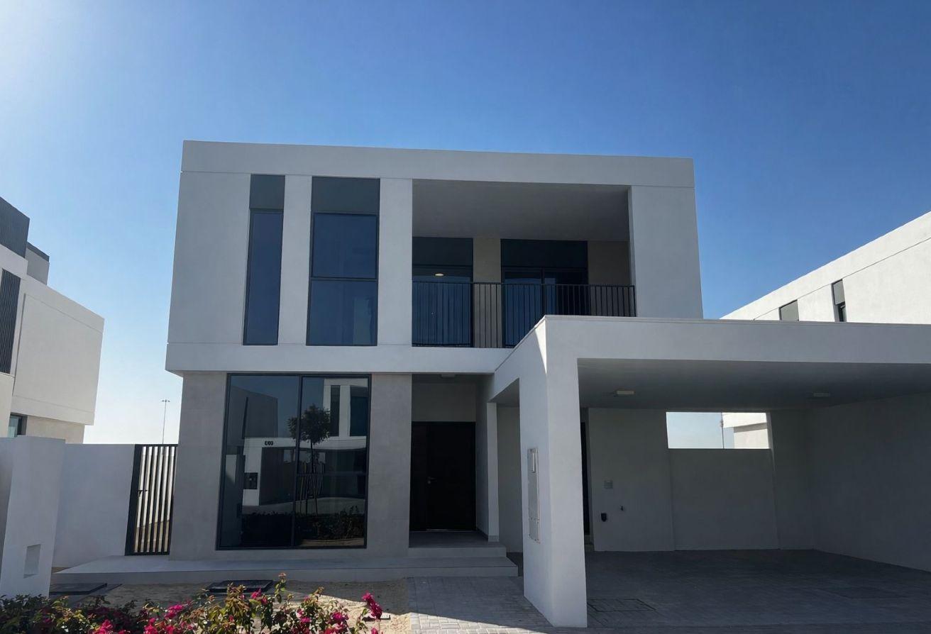 Grand Single-Row Villa on Huge Plot | Fairways photo 23