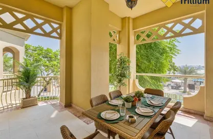 Apartment - 1 Bedroom - 2 Bathrooms for rent in Al Nabat - Shoreline Apartments - Palm Jumeirah - Dubai