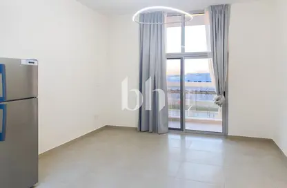 شقة - 1 حمام للبيع في عزيزي ستار - الفرجان - دبي