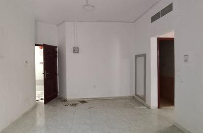 Apartment - 2 - 2 for rent in Bu Tina - Al Sharq - Sharjah