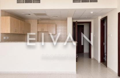 Apartment - 1 Bedroom - 2 Bathrooms for sale in Building Y05 - England Cluster - International City - Dubai Apartment - 1 Bedroom - 2 Bathrooms for sale in Building Y05 - England Cluster - International City - Dubai
