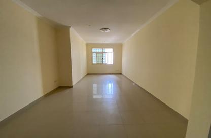 Apartment - 2 - 2 for rent in Al Khan 9 building - Al Khan - Sharjah