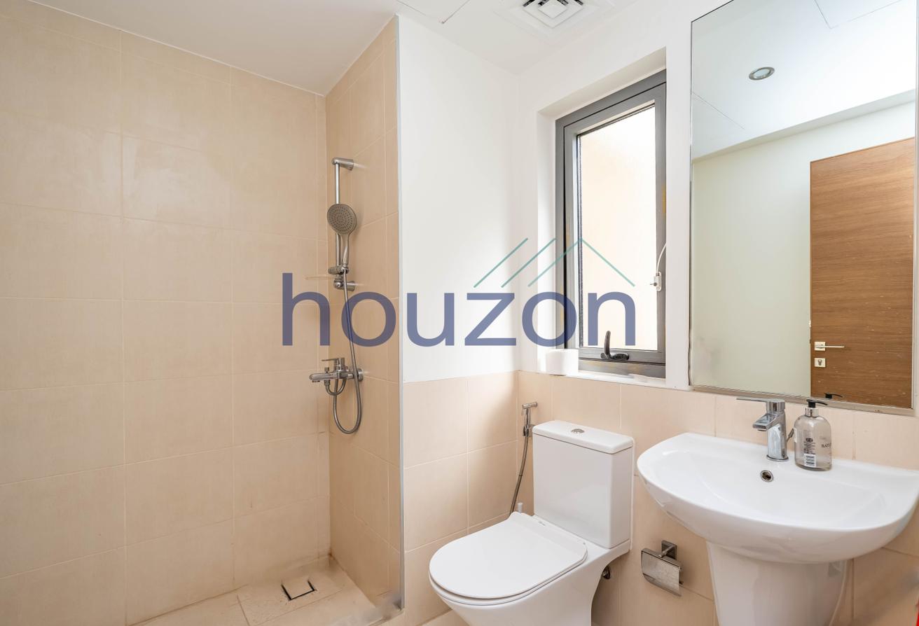 Single Row | Prime Location | Vacant Now | Type E3 photo 9