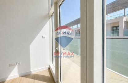 Apartment - 1 Bedroom - 1 Bathroom for sale in Oasis 2 - Oasis Residences - Masdar City - Abu Dhabi