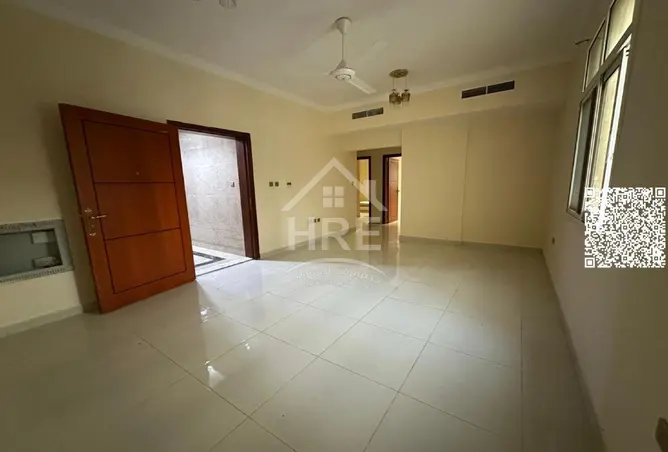 84074386 - Property Image 2