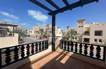 فيلا - 3 غرف نوم - 3 حمامات للبيع في تاون هاوسز قرية الحمرا - قرية الحمرا - رأس الخيمة