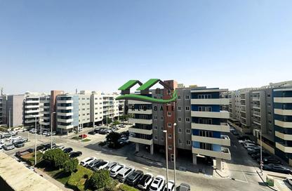 Apartment - 3 Bedrooms - 3 Bathrooms for sale in Tower 11 - Al Reef Downtown - Al Reef - Abu Dhabi