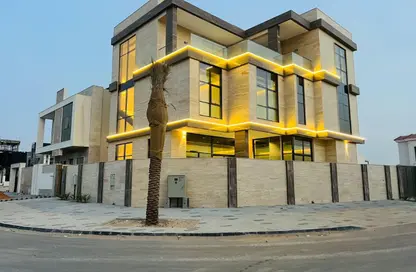 Villa - 5 Bedrooms - 7 Bathrooms for sale in Al Yasmeen 1 - Al Yasmeen - Ajman