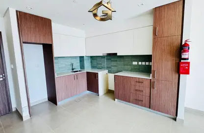 Apartment - 1 Bedroom - 1 Bathroom for rent in Seagate Building 3 - Seagate - Mina Rashid - Dubai