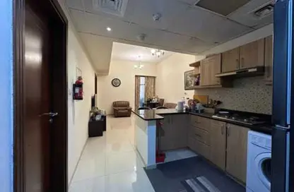 شقة - غرفة نوم - 2 حمامات للايجار في مساكن النخبة رقم 3 - مساكن النخبة الرياضية - مدينة دبي الرياضية - دبي