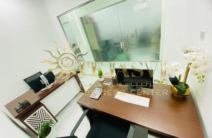 Office Space - Studio - 1 Bathroom for rent in Red Avenue - Al Garhoud - Dubai