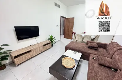 عمارة بالكامل - استوديو للايجار في بناية الرميلة - الرميلة 2 - الرميلة - عجمان