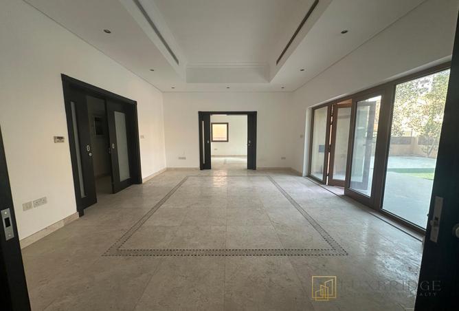 74623141 - Property Image 2