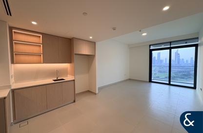 Apartment - 2 - 2 for rent in Golf Heights - The Views - Dubai