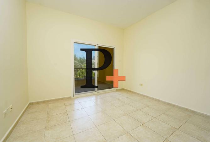 73840925 - Property Image 2