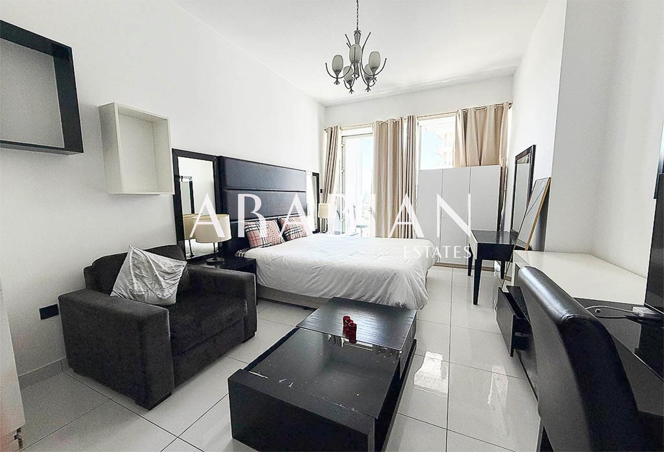 Fully Furnished | Golf Course View | Studio photo 6