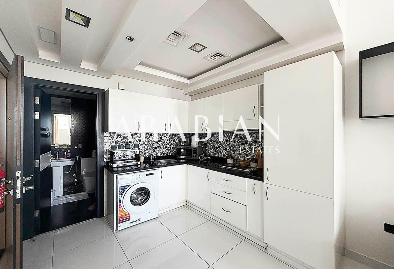 Fully Furnished | Golf Course View | Studio photo 9