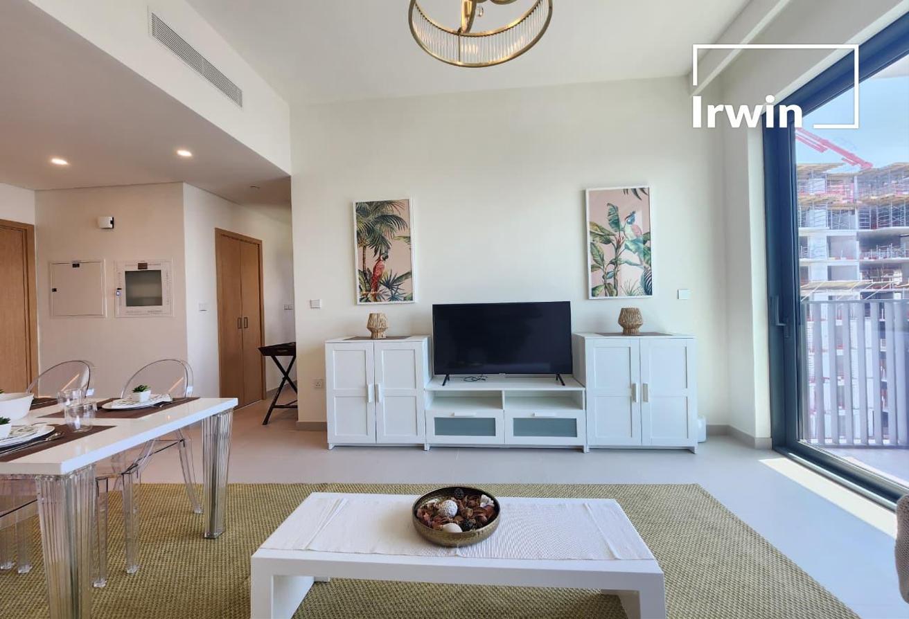 Vacant Now | High Floor | Fully Furnished photo 4
