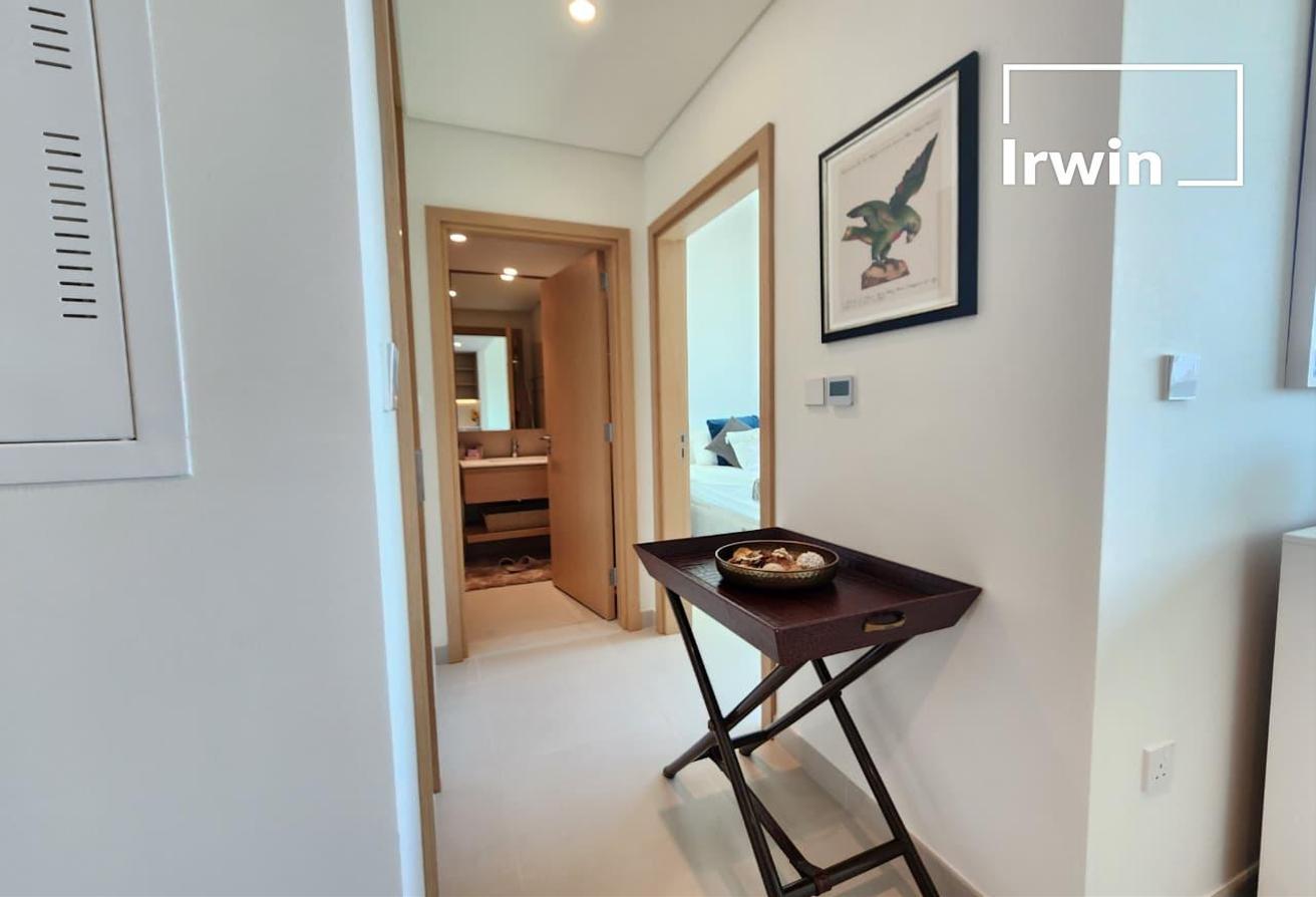 Vacant Now | High Floor | Fully Furnished photo 7
