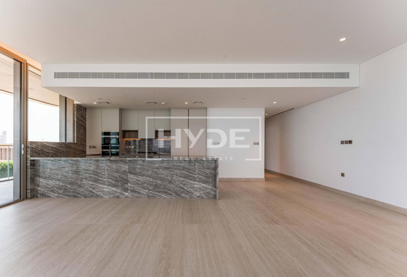 Ultra Luxury Corner Apartment | Sea View photo 5