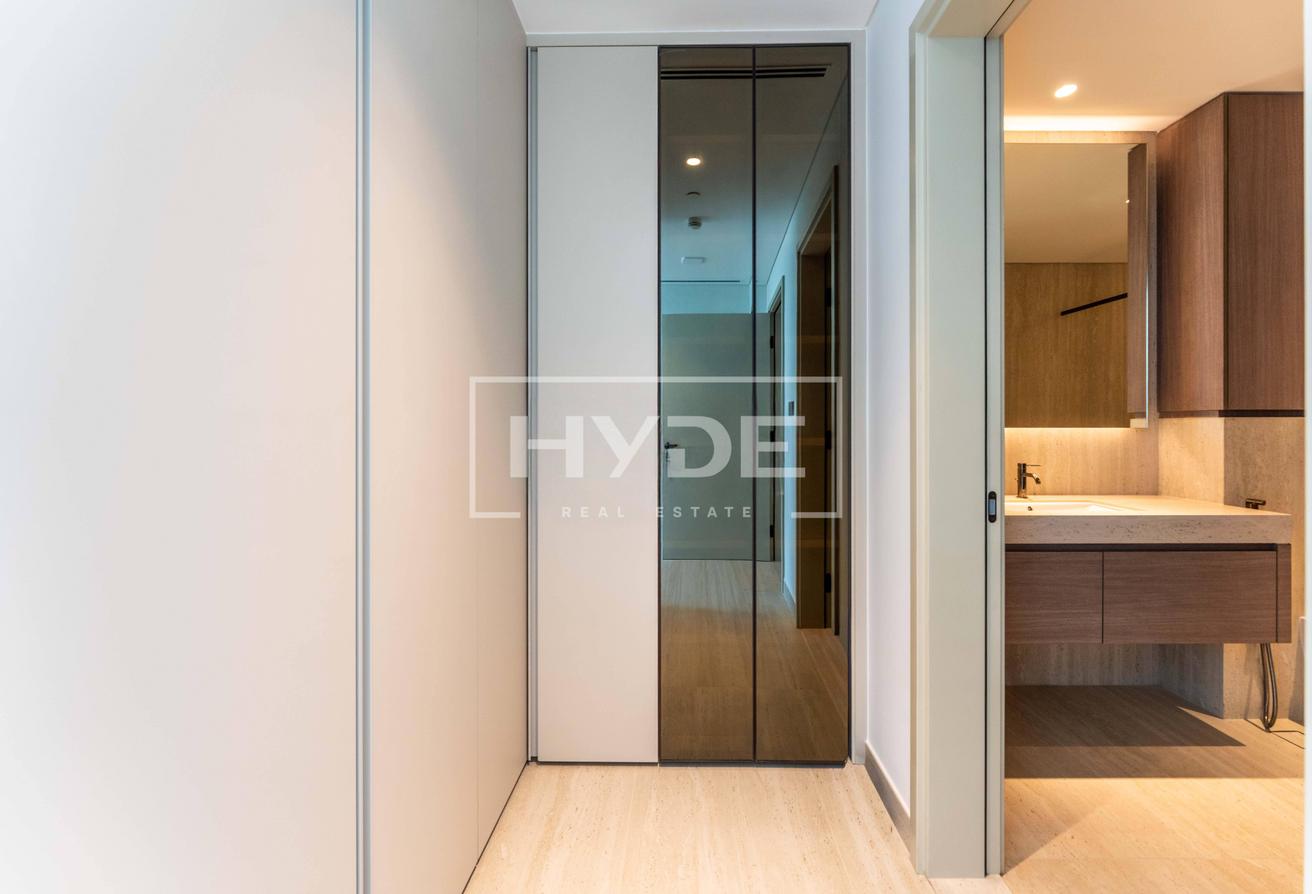 Ultra Luxury Corner Apartment | Sea View photo 9