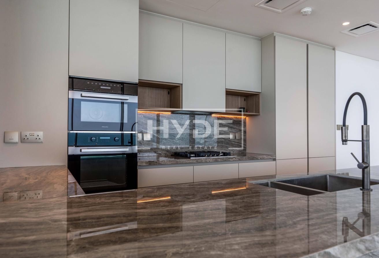 Ultra Luxury Corner Apartment | Sea View photo 7