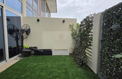 Townhouse - 2 - 3 for rent in Rukan 3 - Rukan - Dubai Townhouse - 2 - 3 for rent in Rukan 3 - Rukan - Dubai