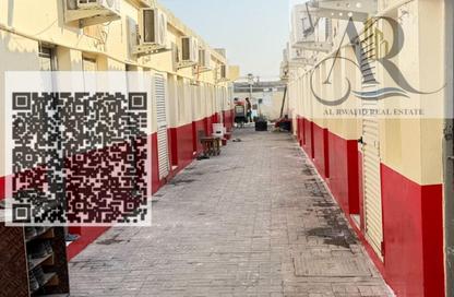 Staff Accommodation - Studio - 7+ for rent in Ali Mousa Building - Al Sajaa Industrial - Al Sajaa - Sharjah