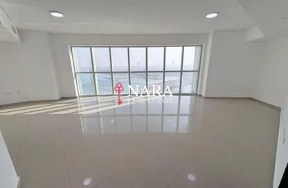 Apartment - 2 Bedrooms - 3 Bathrooms for rent in RAK Tower - Marina Square - Al Reem Island - Abu Dhabi