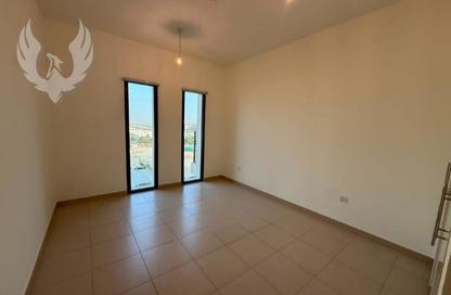 Apartment - 1 - 1 for sale in Hayat Boulevard 1A - Hayat Boulevard 1 - Hayat Boulevard - Town Square - Dubai