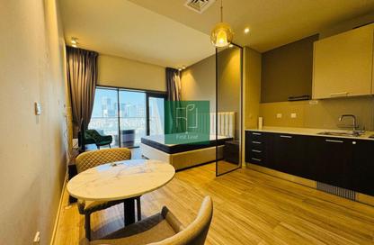 Apartment - Studio - 1 for rent in Park View Tower - District 14 - Jumeirah Village Circle - Dubai Apartment - Studio - 1 for rent in Park View Tower - District 14 - Jumeirah Village Circle - Dubai