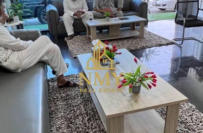 مكتب - استوديو - 1 حمام للايجار في فلل كورت - دفن الخور - رأس الخيمة