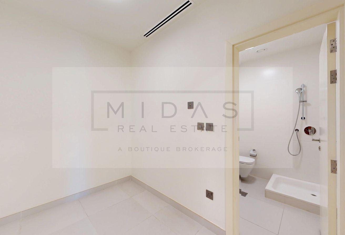Exclusive I Skyline Views I Luxury I Penthouse photo 14