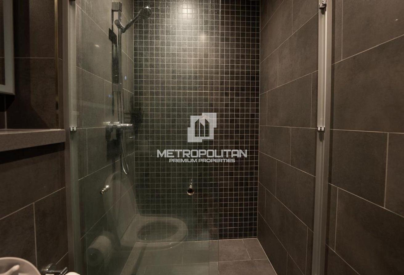 Stylish and Modern | Prime Location | Furnished photo 12