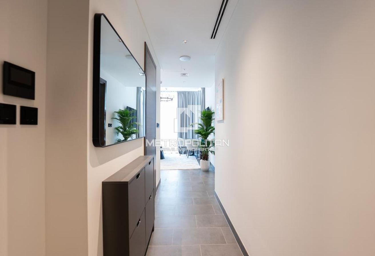 Stylish and Modern | Prime Location | Furnished photo 13