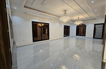 Villa - 5 Bedrooms - 7 Bathrooms for sale in Al Yasmeen 1 - Al Yasmeen - Ajman