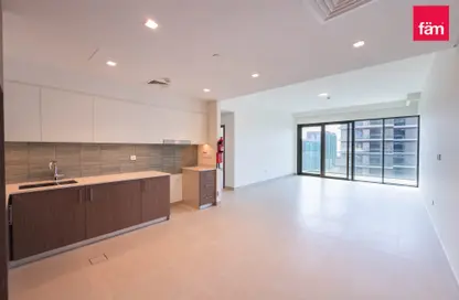 Apartment - 2 Bedrooms - 2 Bathrooms for sale in Seagate Building 1 - Seagate - Mina Rashid - Dubai