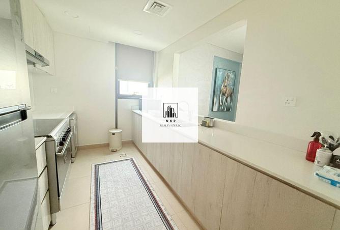 102820869 - Property Image 2