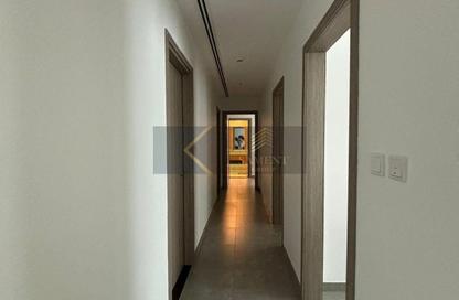 Apartment - 2 - 1 for rent in Dubai Marina - Dubai