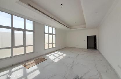 Villa - 4 Bedrooms - 5 Bathrooms for rent in Madinat Al Riyad - Abu Dhabi