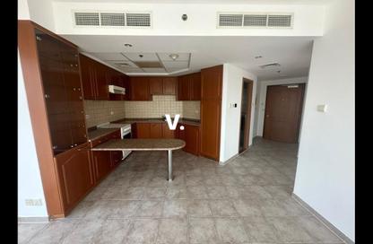 Apartment - 1 Bedroom - 2 Bathrooms for rent in UP Tower - Sheikh Zayed Road - Dubai