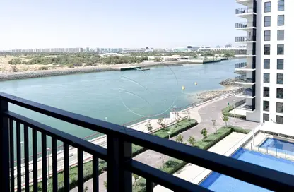 Apartment - Studio - 1 Bathroom for rent in Waters Edge - Yas Island - Abu Dhabi